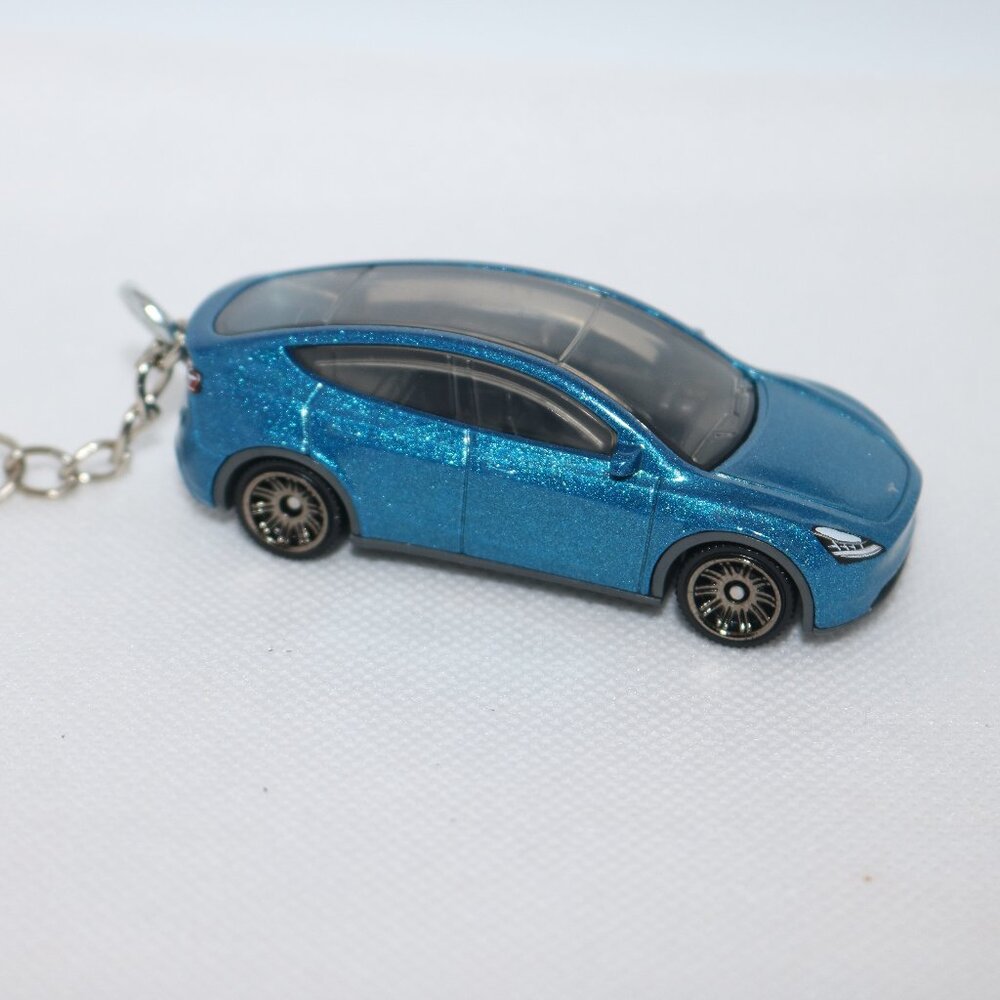 Matchbox blue Tesla Y model custom keychain
